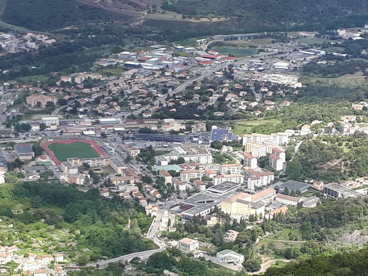 charmant studio dans résidence neuve et calme Corte  Exterior foto